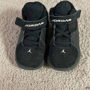 Toddler Boy Black Jordan Sneakers